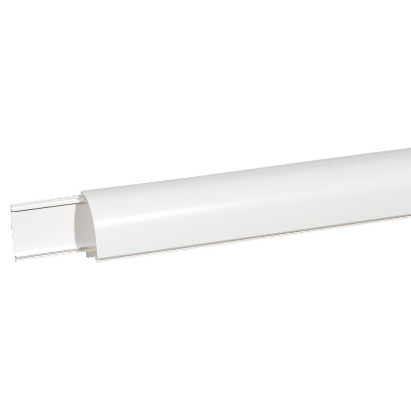 Плинтус 140*35 белый DLPlus