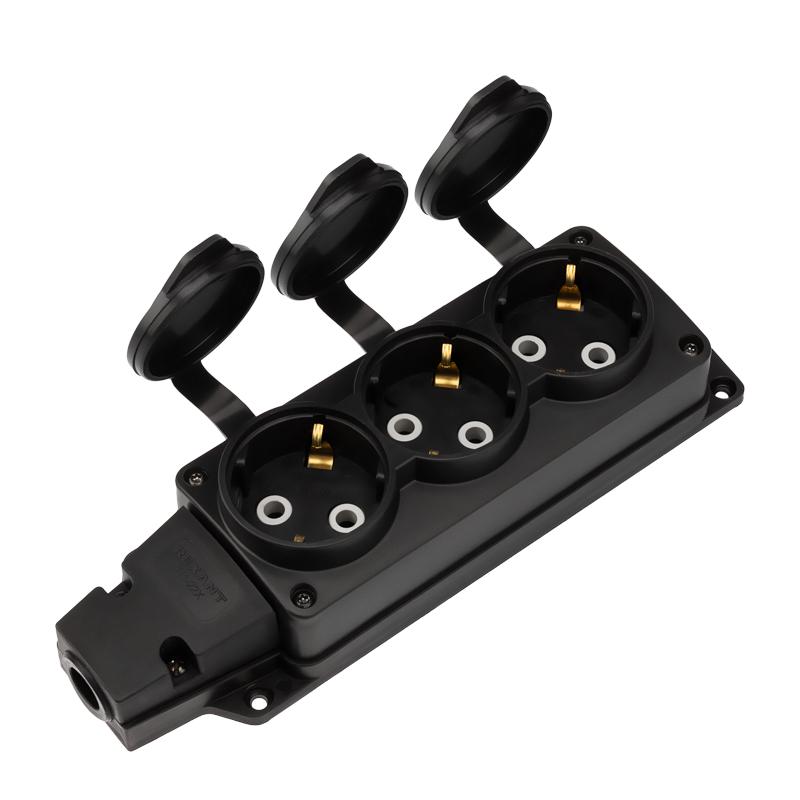 Розетка (колодка) влагозащищенная с крышкой 3 гнезда COMPACT, с/з, 16А, IP54, каучук, черная