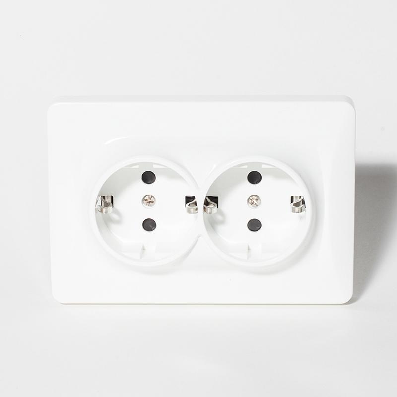 Розетка электрическая 2x2К+З, 16А, 220-250V (белый)