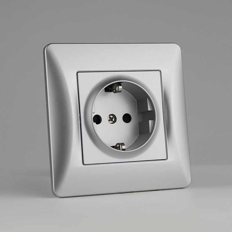 Розетка электрическая 2К+З, 16А, 220-250V (серебристый)