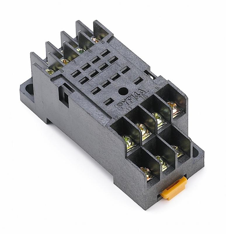 Розетка для ПР102 4 контакта 5А РР-102