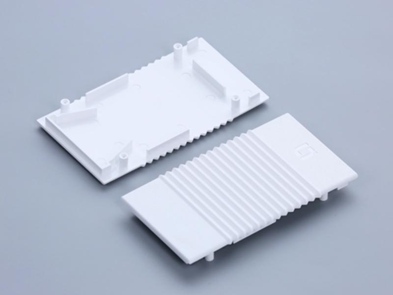 Крышка торцевая для LINER/S LED TH W