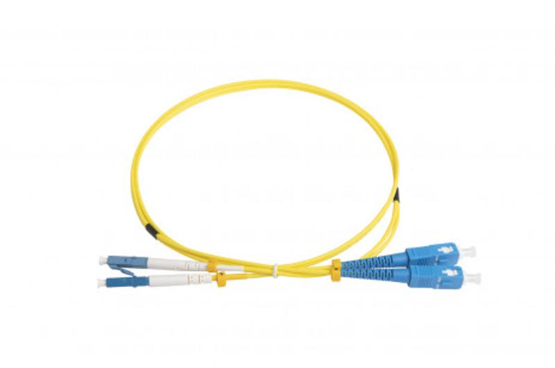 FC-S2-9-LC/UR-SC/AR-H-0.5M-LSZH-YL Патч-корд волоконно-оптич. (шнур) SM 9/125 (OS2), LC/UPC-SC/APC, 2.0 мм, simplex, LSZH, 0.5 м