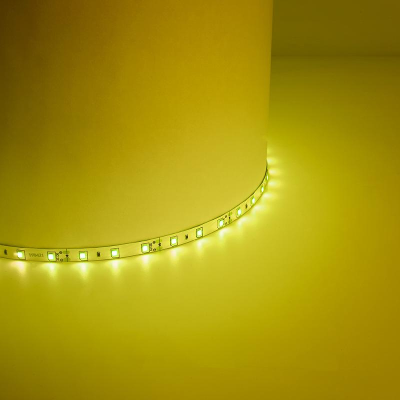 Лента светодиодная LS604/ 60SMD(2835)/м 4.8Вт/м 12V IP65 5000*8*3.8мм желтый
