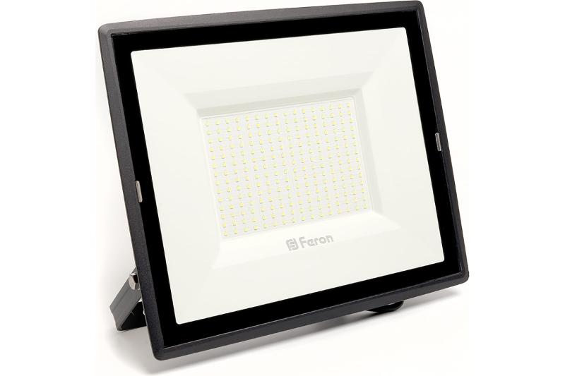 Прожектор светодиодный LL-924 200W 6400K IP65 AC220V/50Hz, черный 346*439*56 мм