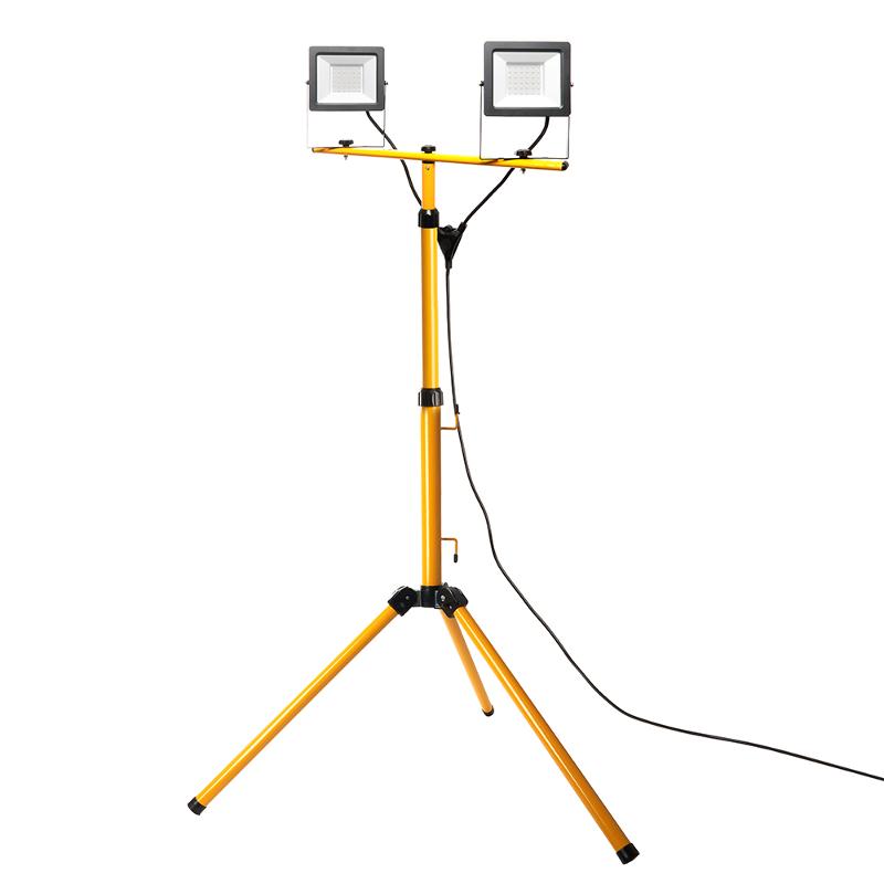 Прожектор светодиодный LL-503 квадрат 2*50W 6400К 220V черный IP65 (на штативе)