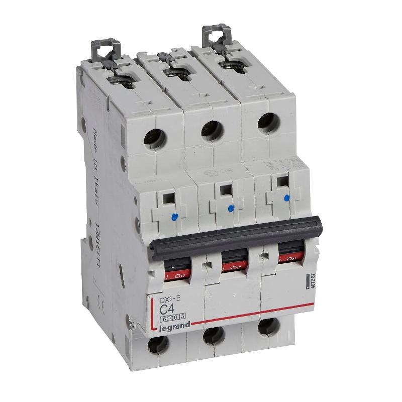 Выключатель автоматический трехполюсный DX3-E 6000 4А C 6кА