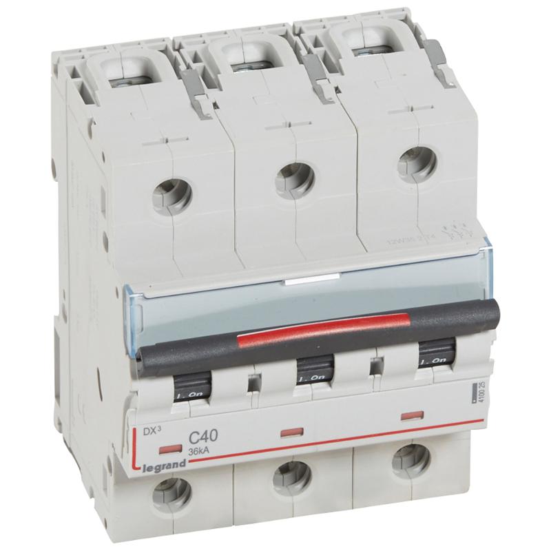 Выключатель автоматический трехполюсный DX3 40A C 36кА (4,5 мод)