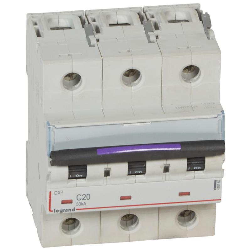 Выключатель автоматический трехполюсный DX3 20А C 50кА (4,5 мод)