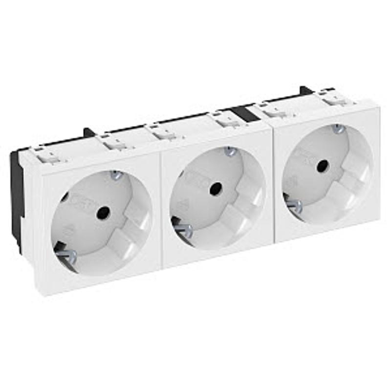 Розетка 3х2К+3 под углом 33° шторки 16А 250В (45х135 мм - 3 модуля Modul45) белая