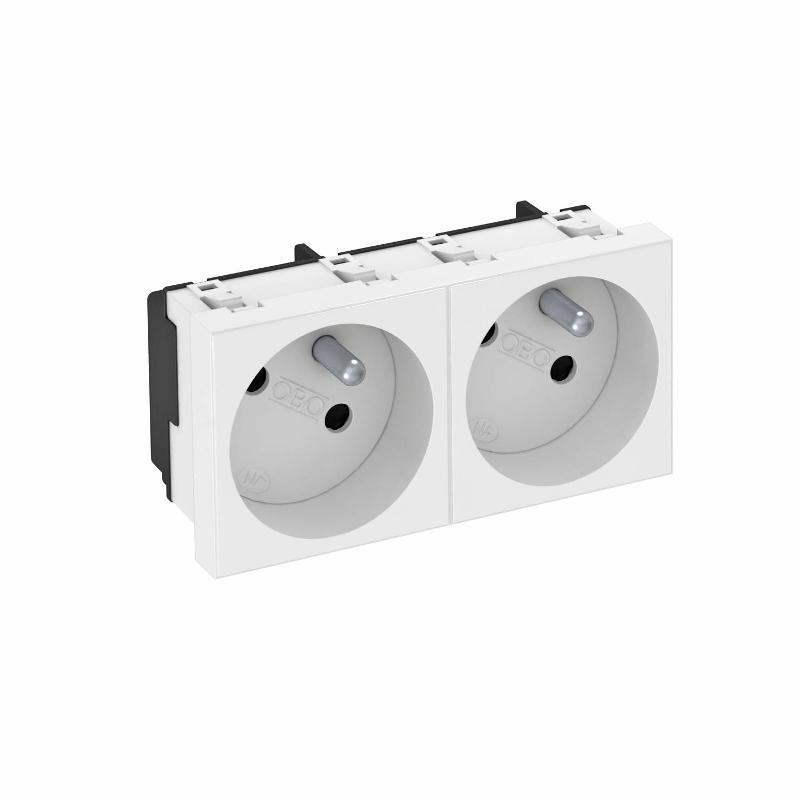 Розетка двойная 33° франц. стандарт, 250 В, 16A (белый) (STD-F3 RW2)