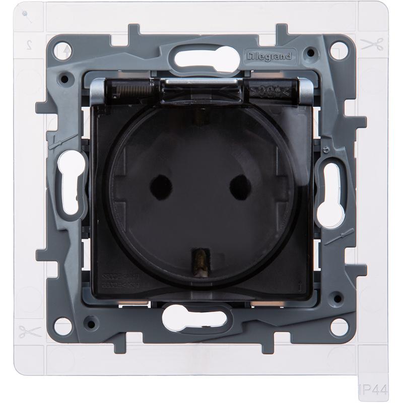Розетка с заземлением IP44 - Legrand Etika - со шторками с защитной крышкой 16А 250В безвинтовые зажимы - алюминий