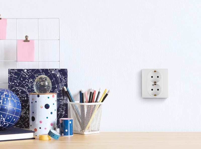 Розетка двойная с заземлением - Legrand Inspiria - со шторками в сборе 16А 250В безвинтовые зажимы - белый