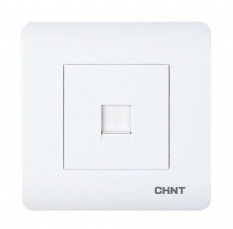 Розетка RJ-45 8-проводная (интернет)