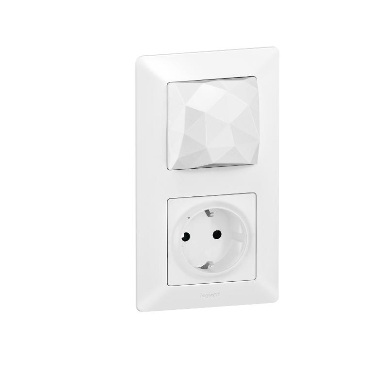 Пакет Умный стартовый Valena Life (шлюз WiFi+розетка Умн. с/з 16А 230В+главн. беспроводн. выкл. "Я дома/Я вне дома") бел. Netatmo