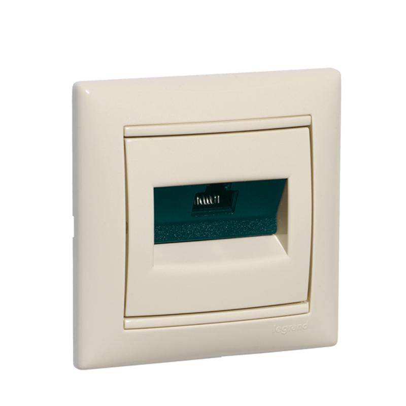 Valena Сл. кость Розетка комп(RJ45) 1-ая 5 кат.крепление винт.(без лапок)