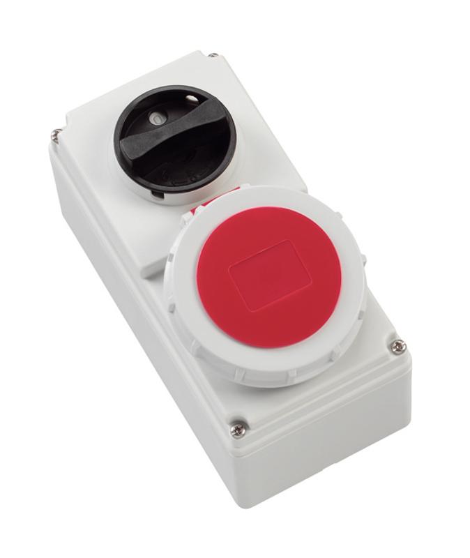 Розетка с блокировкой и выключателем, запирающаяся замком 5P 32A 400V, IP67