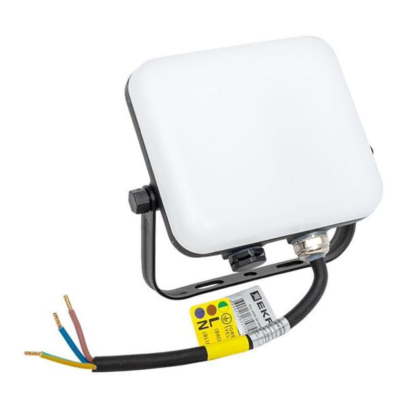 Прожектор светодиодный СДО-4002 20Вт 4000К IP65 с равномерной засветкой LUMA