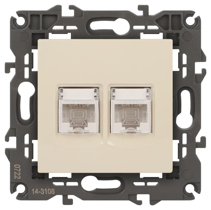 14-3108-02 Розетка 2хRJ45, IP20, сл.кость